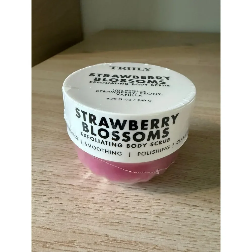 $36 Truly Strawberry Blossoms Body Scrub 8.79 oz New Sealed Vitamin C
